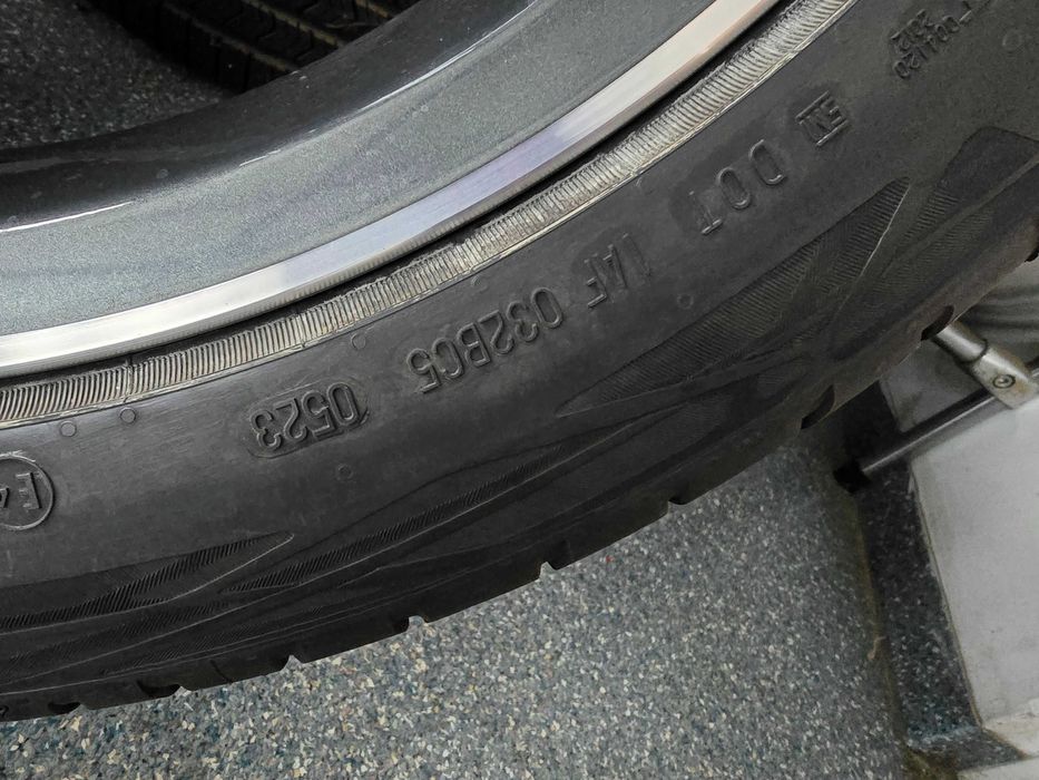 Jante BMW  Seria 7 G11 G12 Anvelope iarna Noi Pirelli 245 45 19