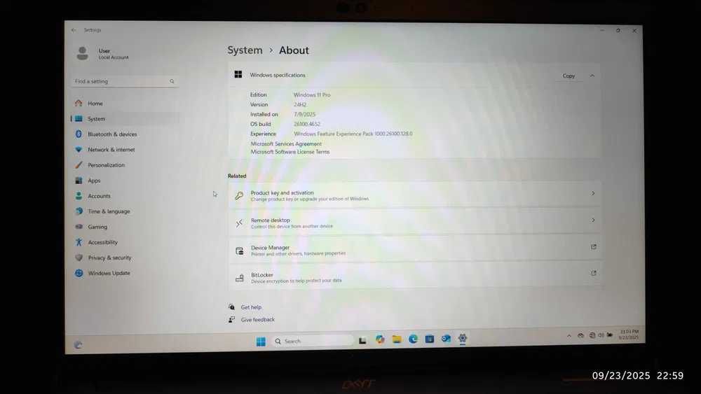 Лаптоп Dell Latitude 5521 много запазен