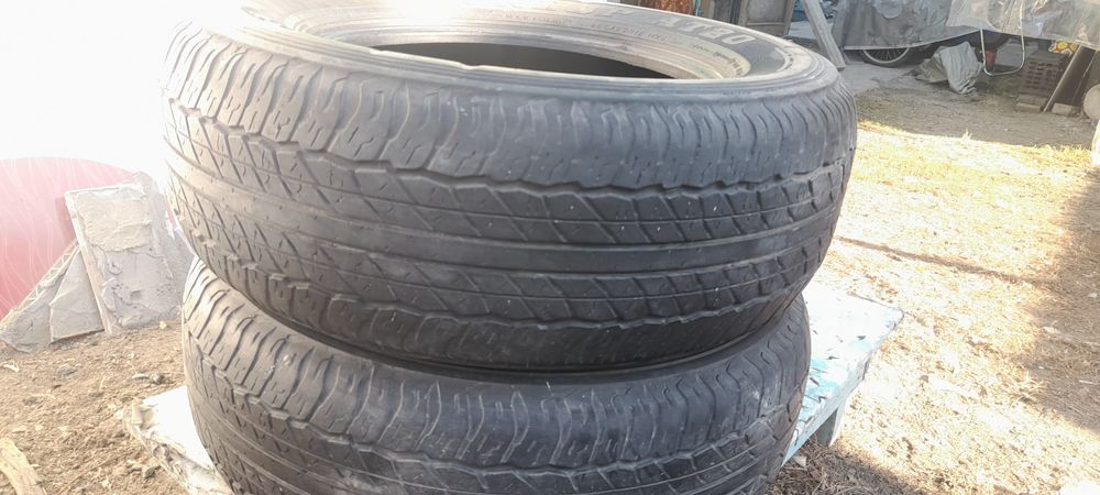 Шины продам всесезонные.