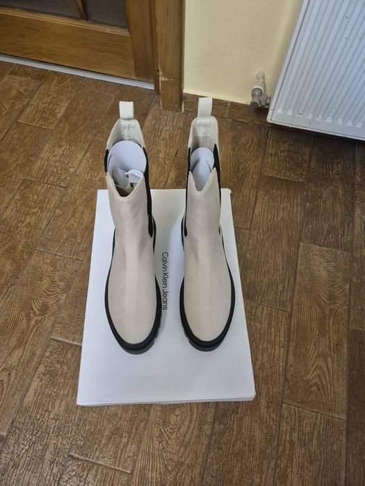 Cizme Calvin Klein dama mărimea 42