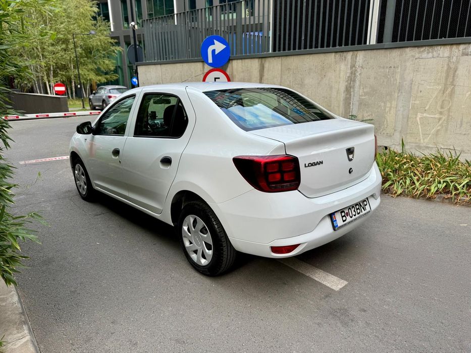 Logan 2020 doar 13000km rulati - carte service/ Primul proprietar