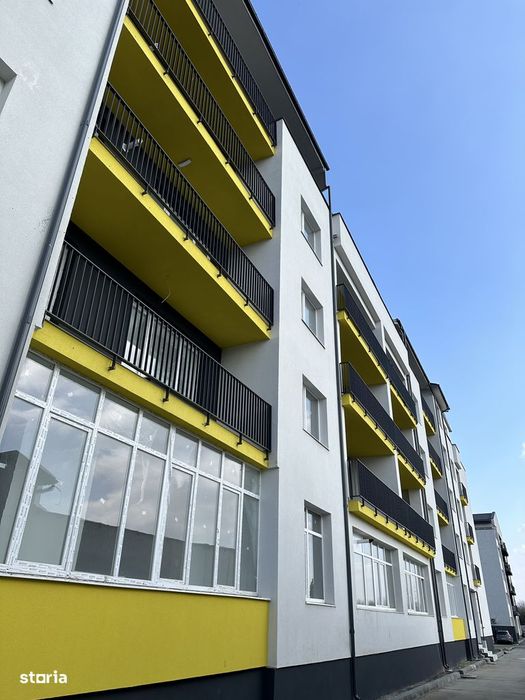 Apartament 3 camere- Spatios - BL. NOU - 86 MP UTILI