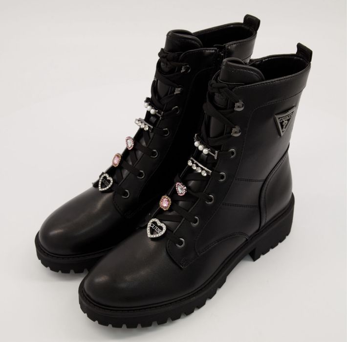 Нови, оригинални боти Guess N40