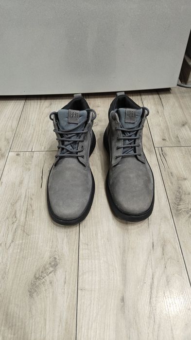 Timberland . Nr . 41.5