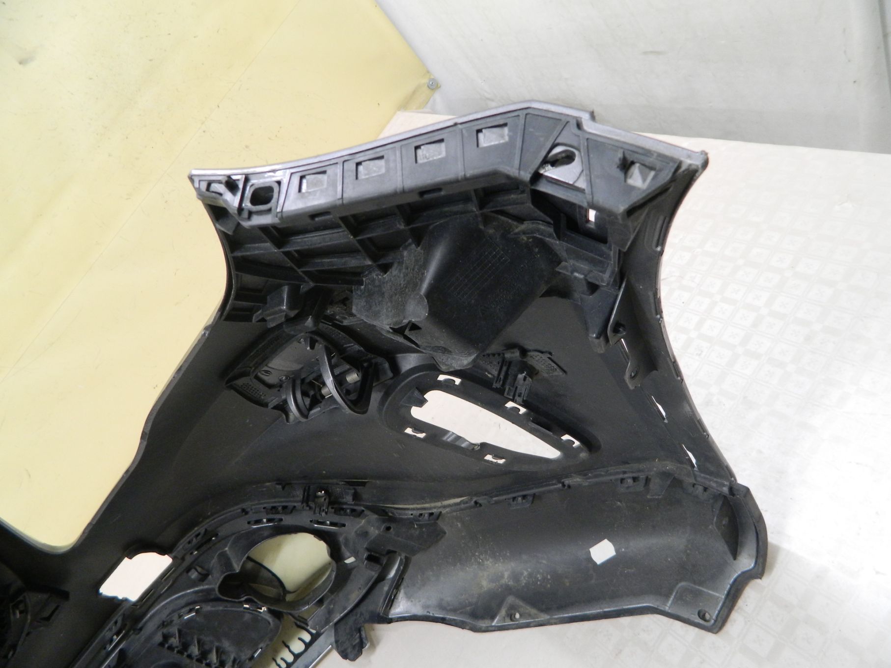 Bara fata Mercedes GLA X156, 2013, 2014, 2015, cod origine A1568850425.