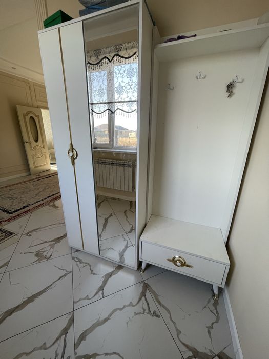 Продам Шкаф для Прихожей