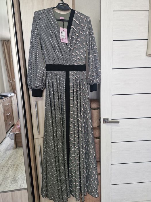 Платье новое, р. 44. Производство Турция,, 5000