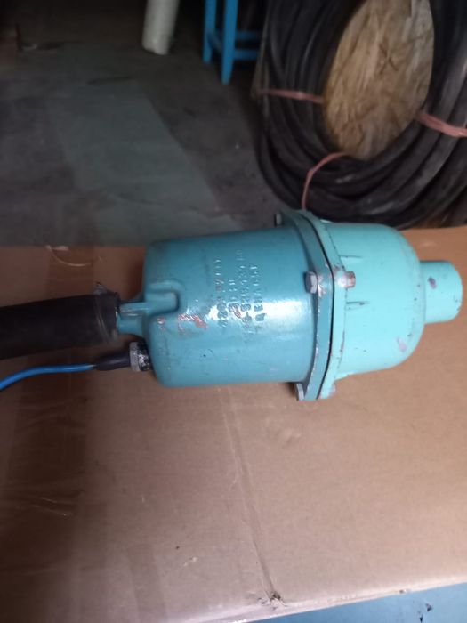 Насос погружной водяной