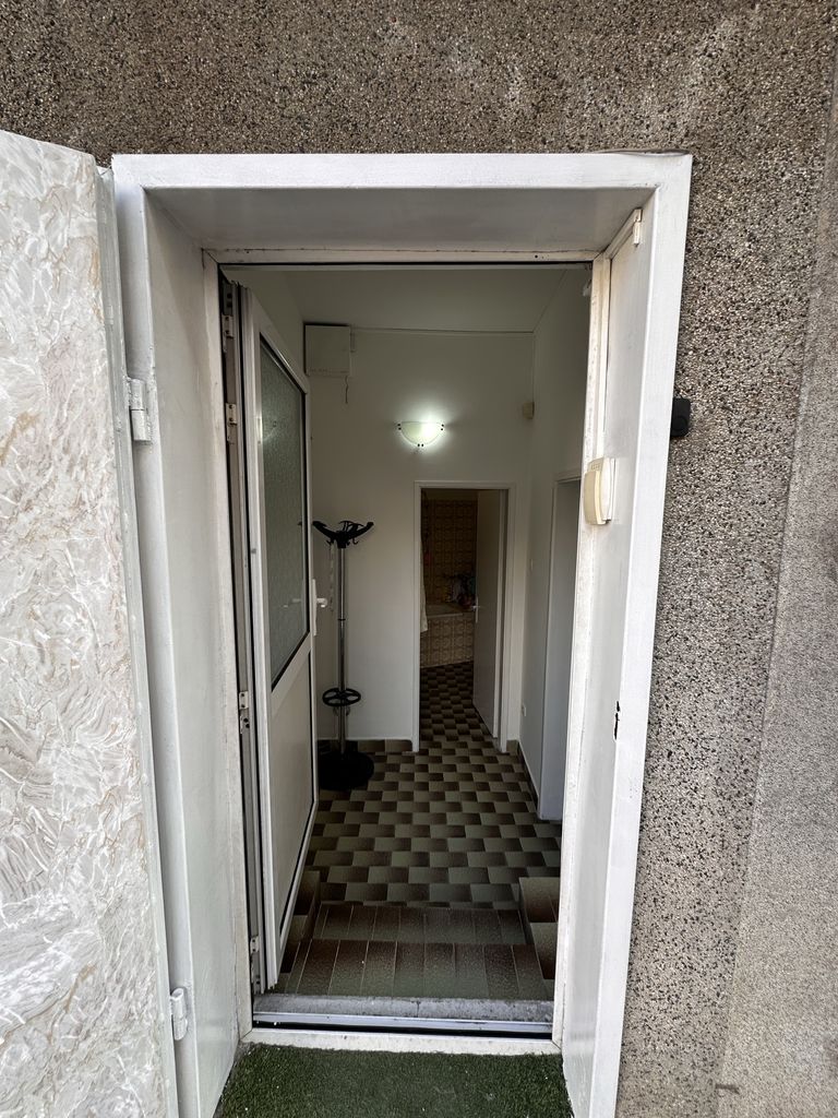 Дава се под наем Офис в София, Център - 36 кв.м за 550 € - Снимка #7
