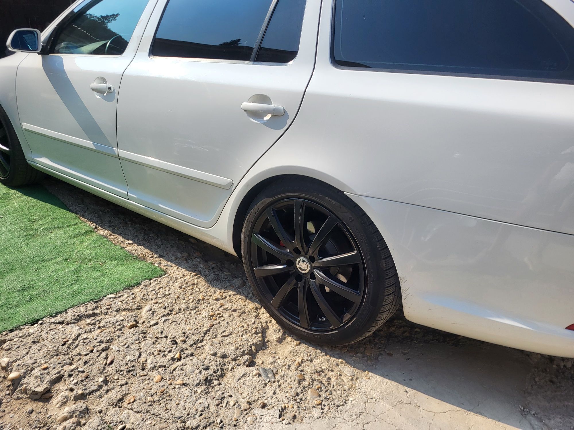 18 5x112 Skoda Vw Seat Audi Mercedes 5х112