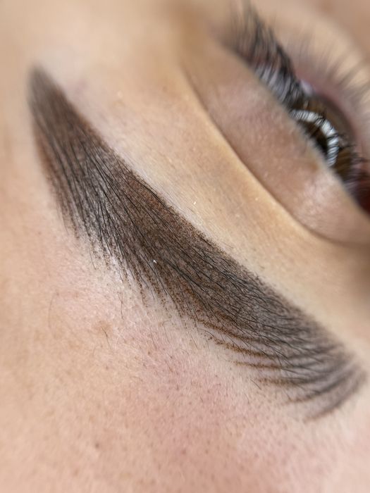 Micropigmentare profesionala Sprancene , Buze si Eyeliner