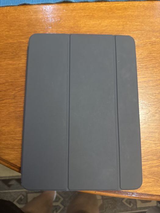 Vând urgent iPad Air 11 M3 toate cutiile originale