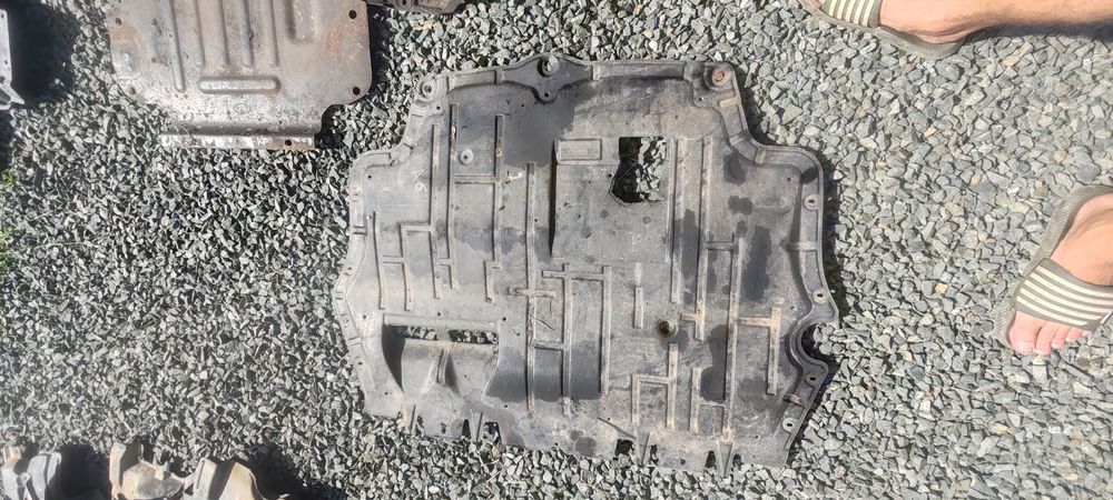 Scut motor audi A6 C6 150lei buc