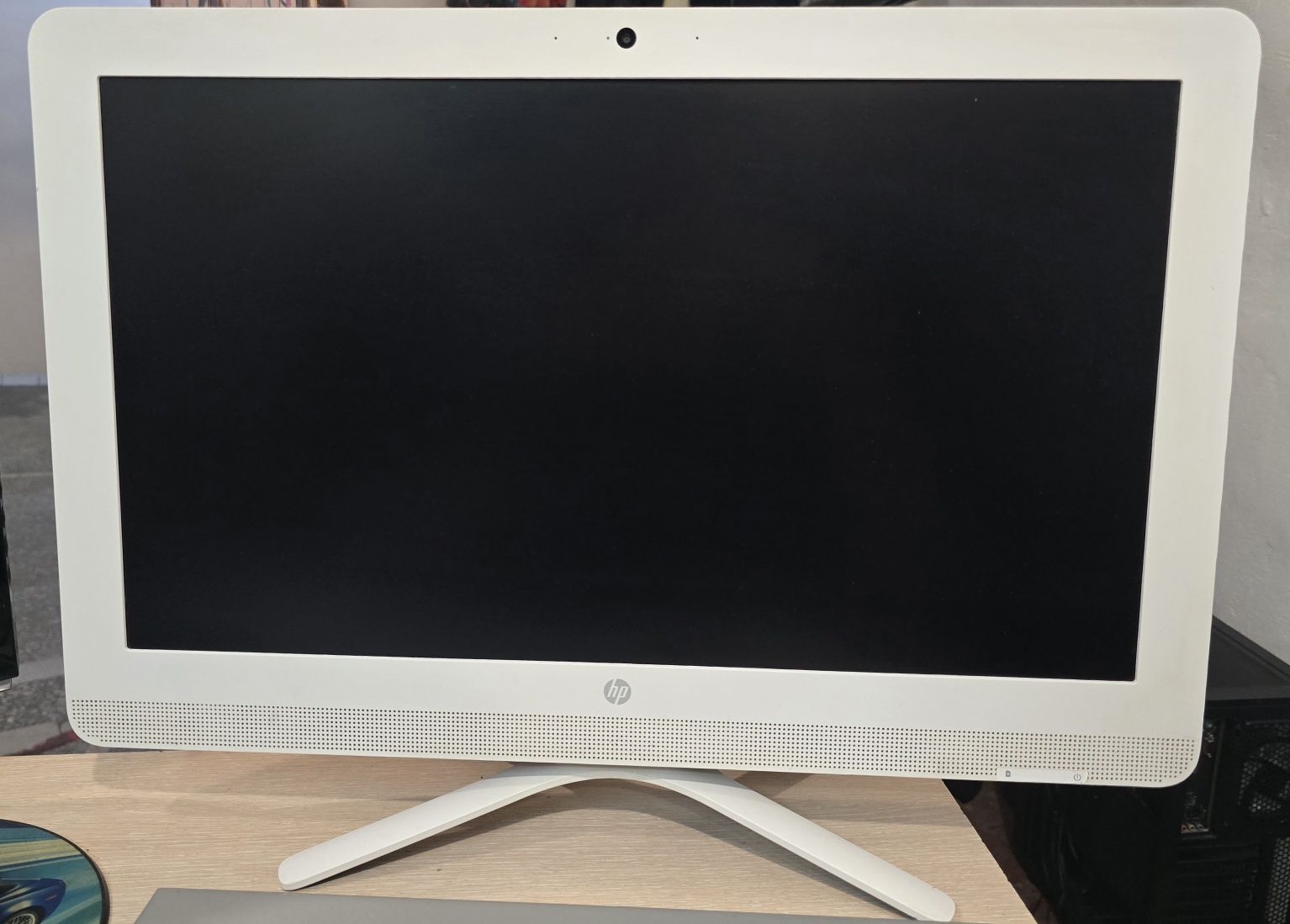 Моноблок HP 22 экран монитора, SSD 256Gb.