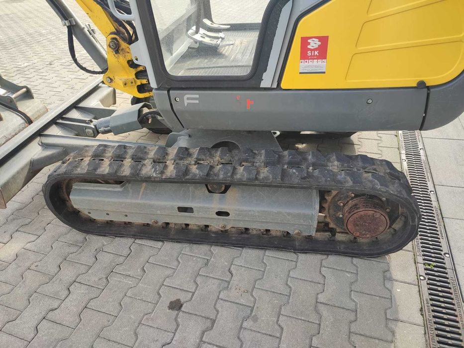 Excavator Wacker Neuson ET24 folosit-Dealer autorizat