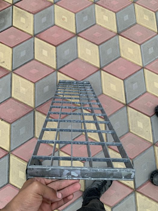 Vand trepte zincate galvanizate