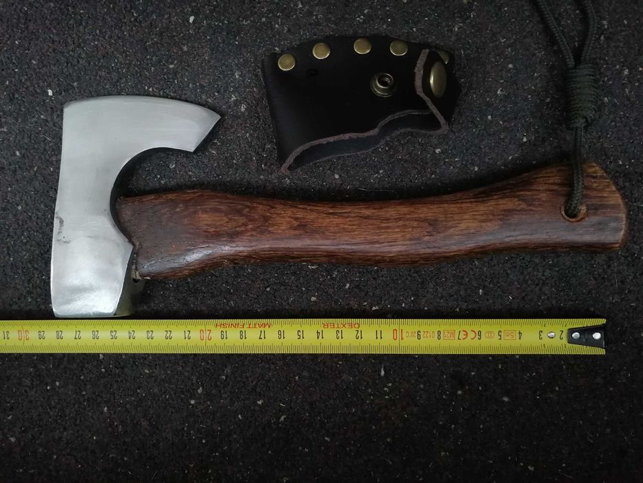 toporisca forjata din foaie de arc+protectie lama din piele naturala