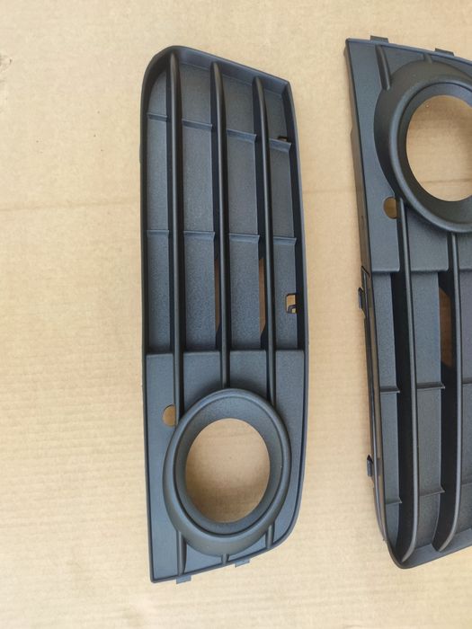 Grila grile proiector ceata Audi A4 B8 2008-2012 noua