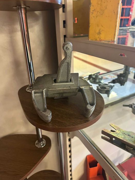 Замок клиновой (краб) Турция оценкованный замки для опалубки