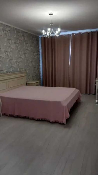 Двустаен имот в кв.Дружба 2