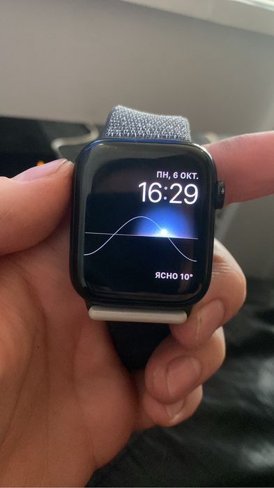 Apple Watch SE 44mm