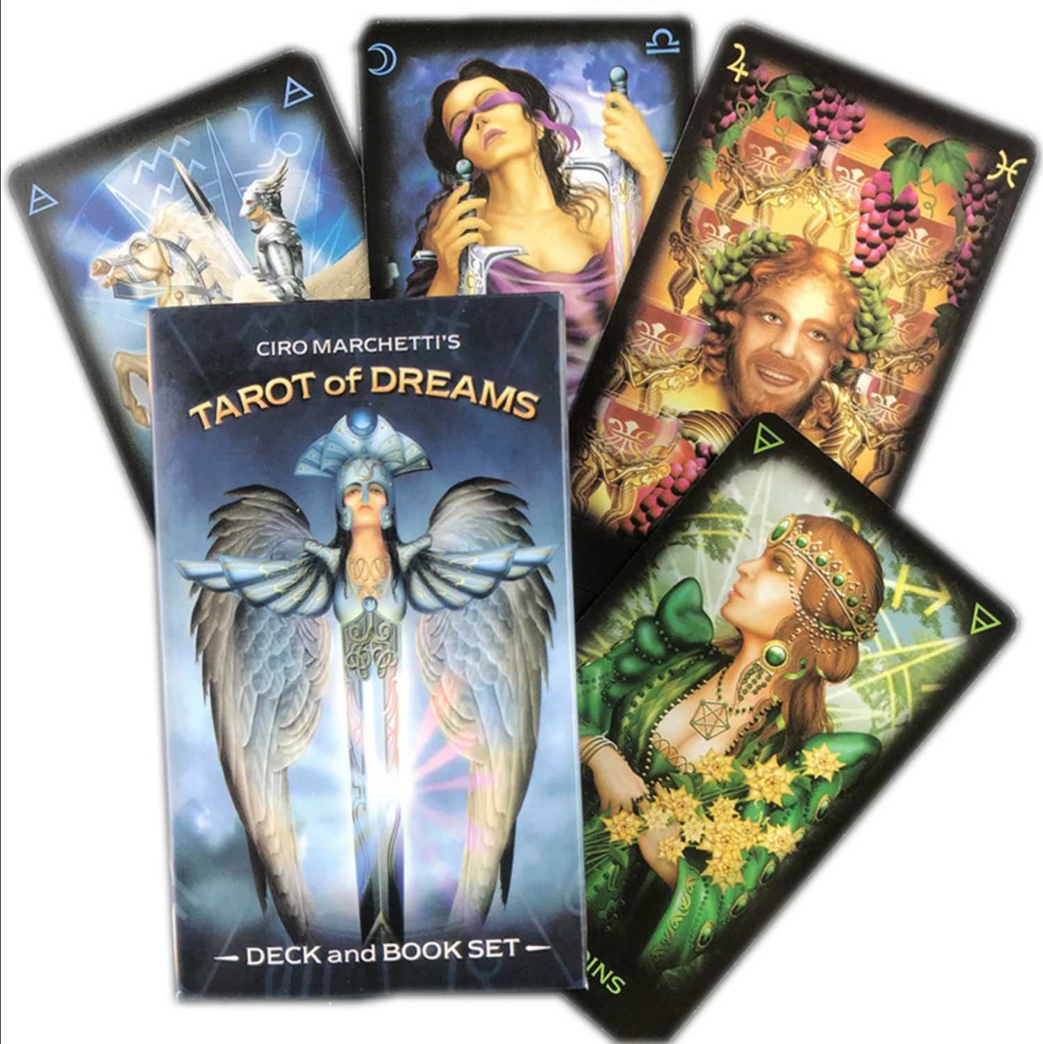 Великолепни таро карти: Marchetti Tarot& Gilded Tarot& Tarot of Dreams