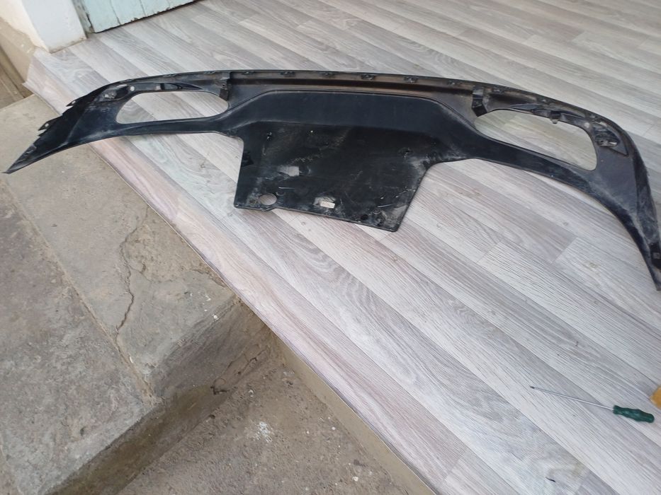 Малибу 2 премер орка бампер пастки кисми оригинал.