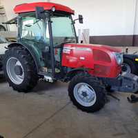 Tractor McCormick 5516