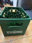 Naveta Tuborg cu sticle