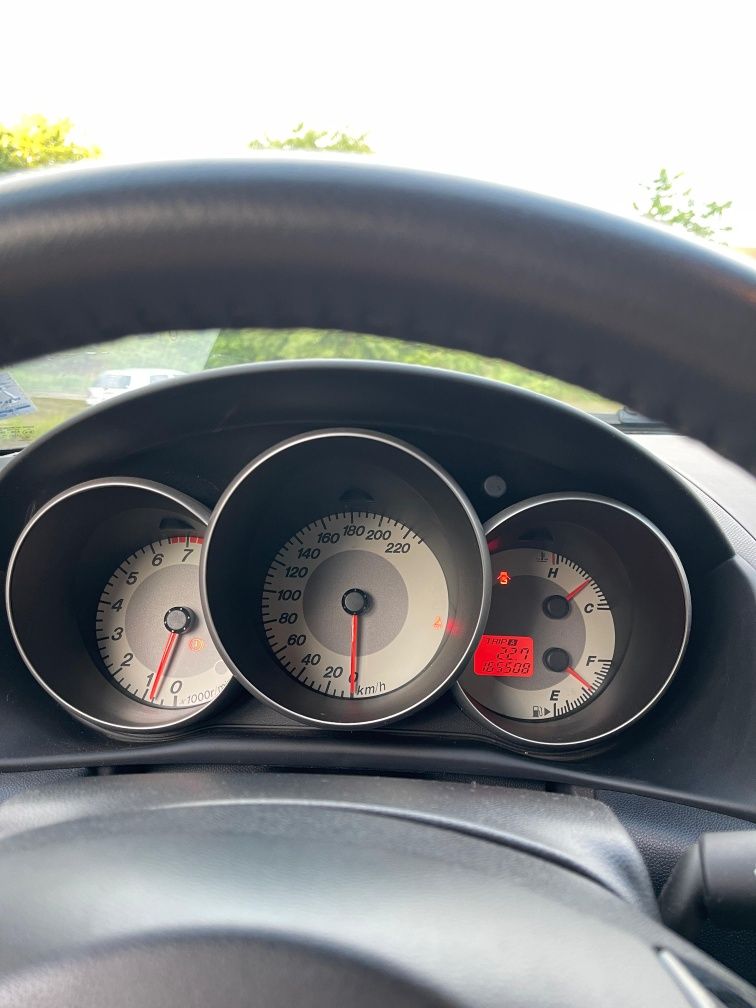 Mazda 3 1.6 MZR Sport Exclusive.