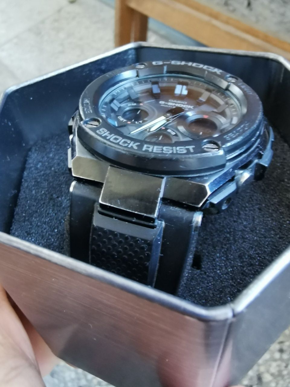 Casio G Schok GST- W100G