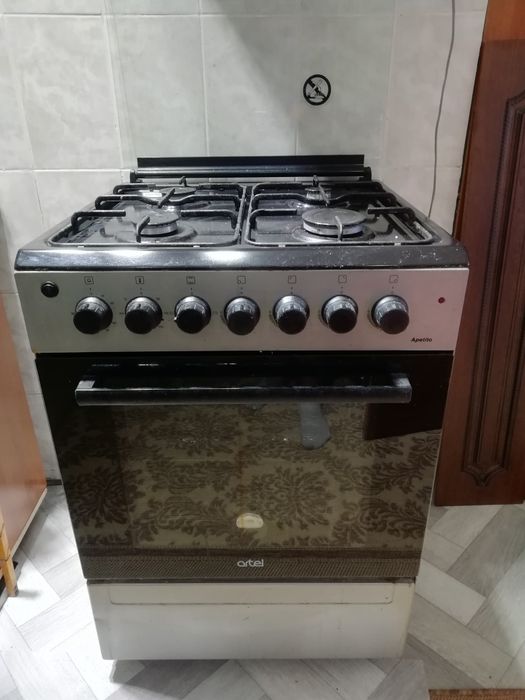 Газовая плита продам