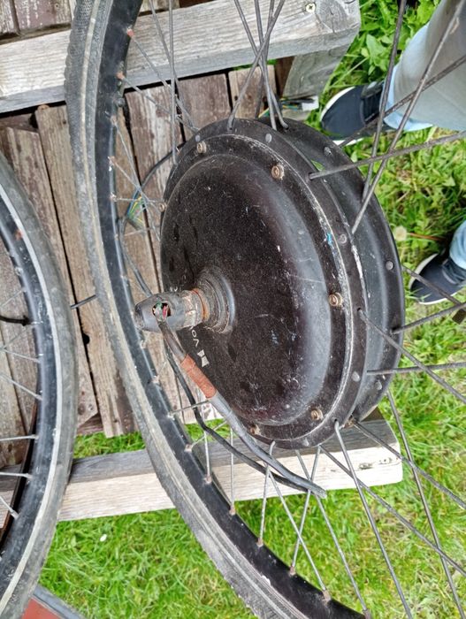 Roți bicicleta electrica fata spate