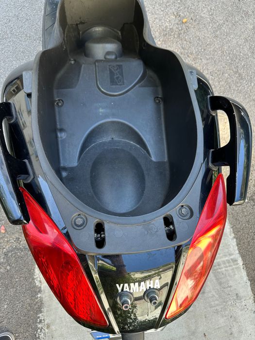 Yamaha X-Max 250I