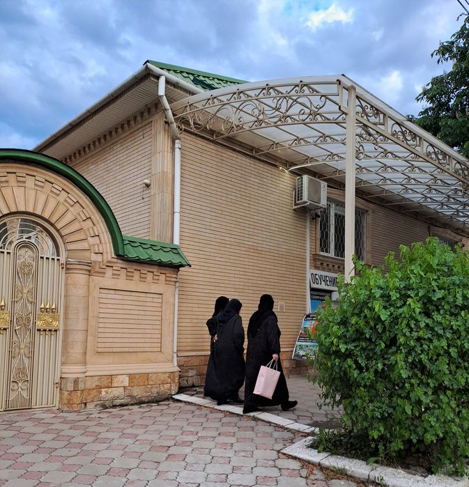 Изготовление лестниц, перил и ворот