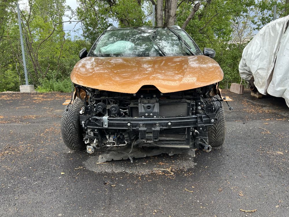 Renault Capture E-Tech Hybrid 2022г НА ЧАСТИ