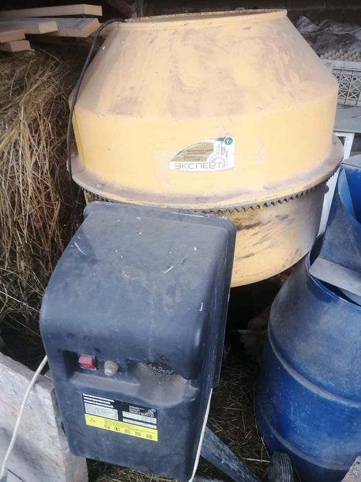 Продам бетономешалку