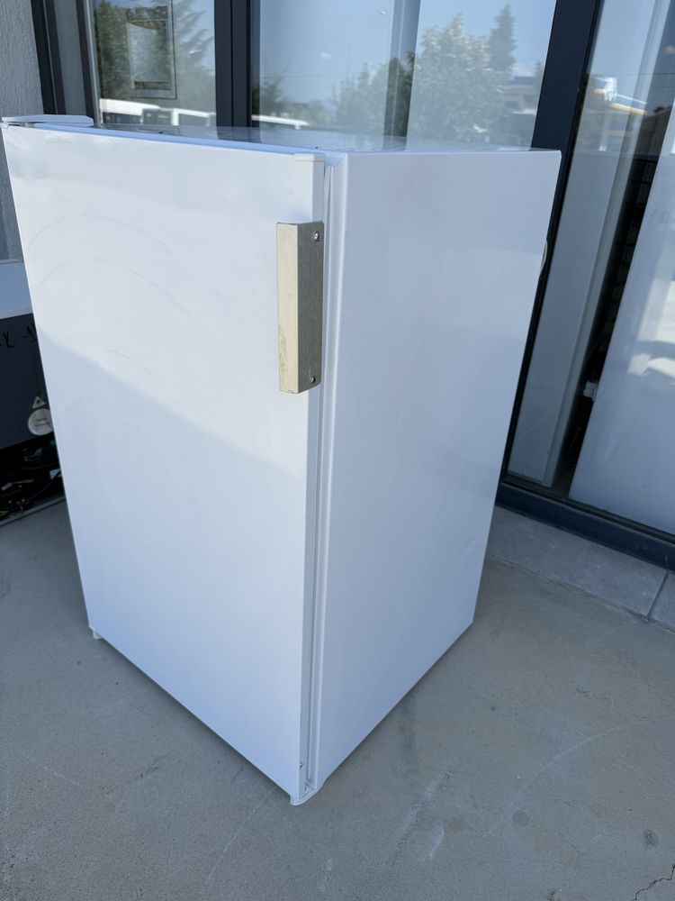 Малък хладилник Gorenje