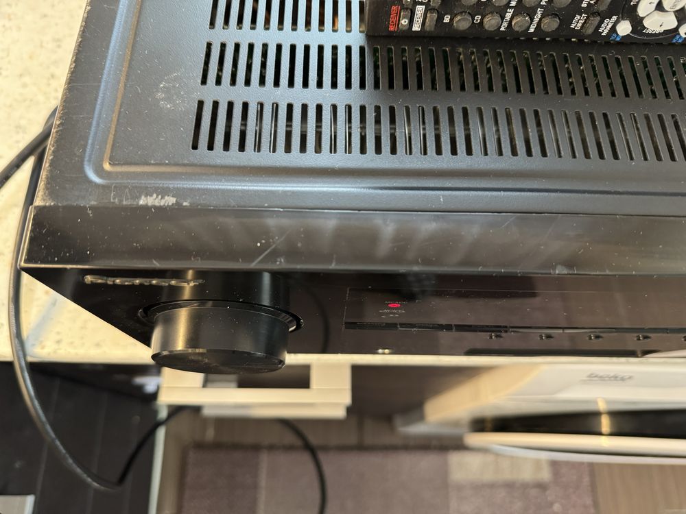 Pioneer VSX-827 resiver