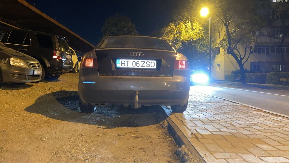 Audi A4 B6 1.9 TDI dezmembrez sau vand intreaga