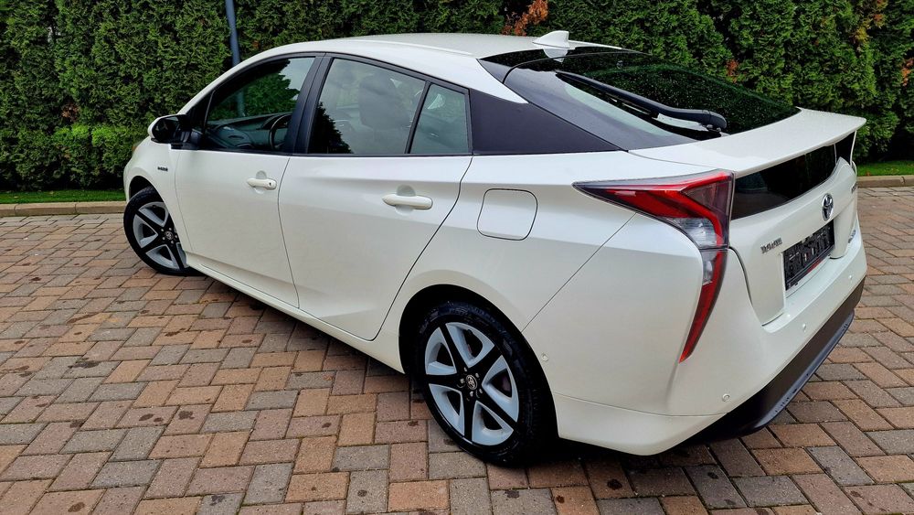 Toyota Prius 4 Impecabil, Park Assist/Head-Up Display, Unic Proprietar