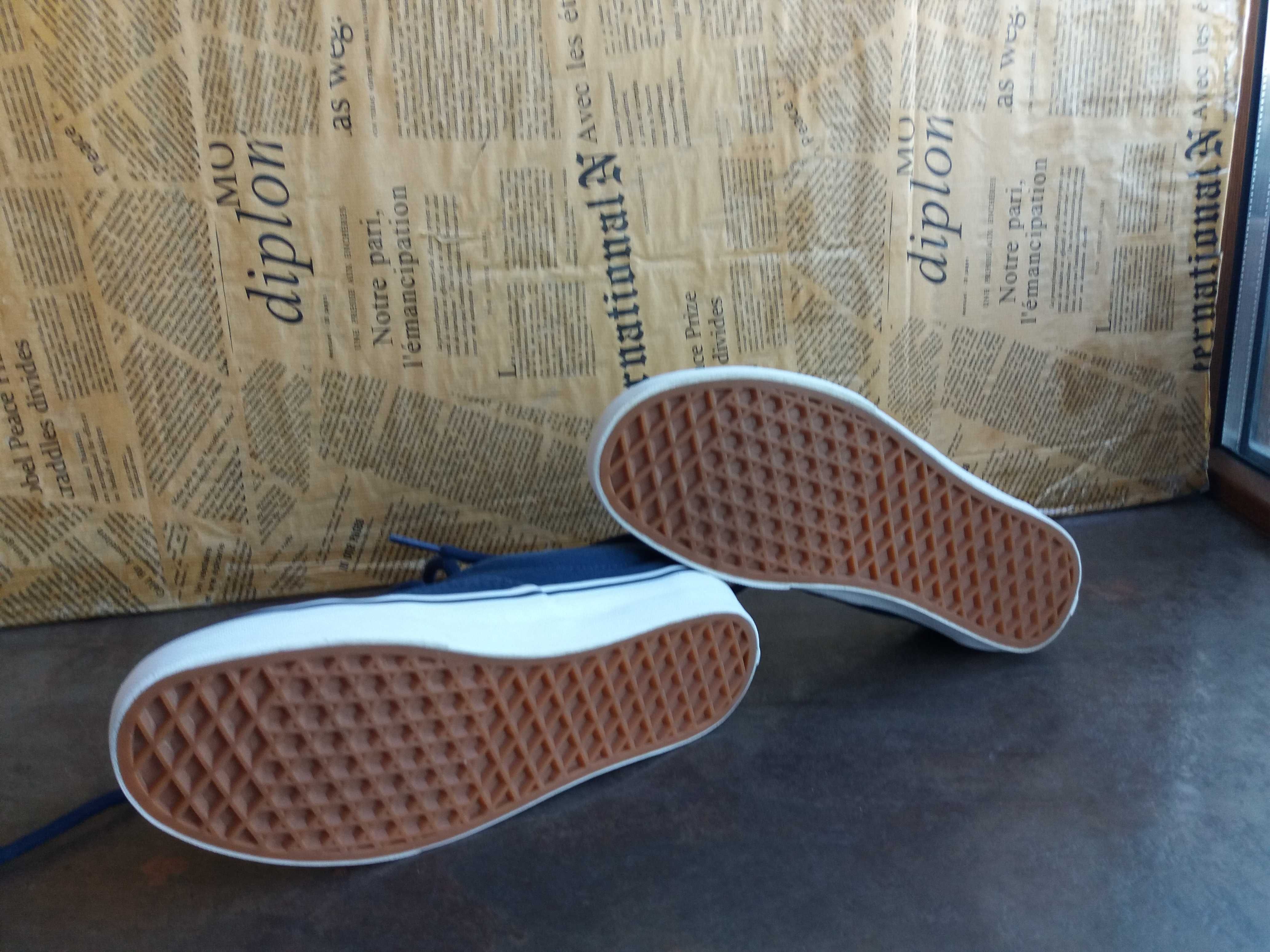 детски маратонки ,кецове,спортни обувки,гуменки,Vans,номер34,5