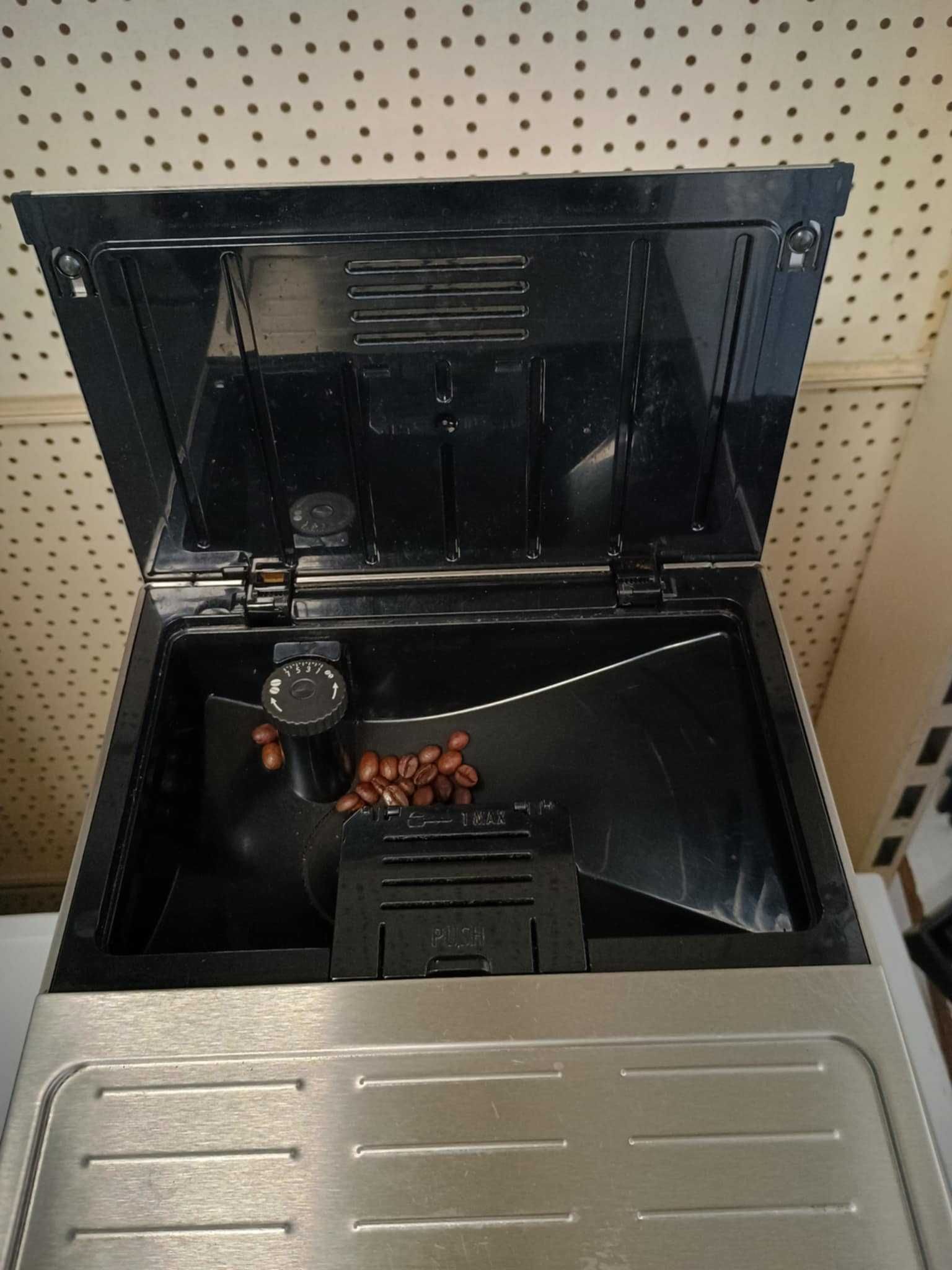 Кафемашина DeLonghi PRIMA DONNA S DELUXE  15 бара 1450 W