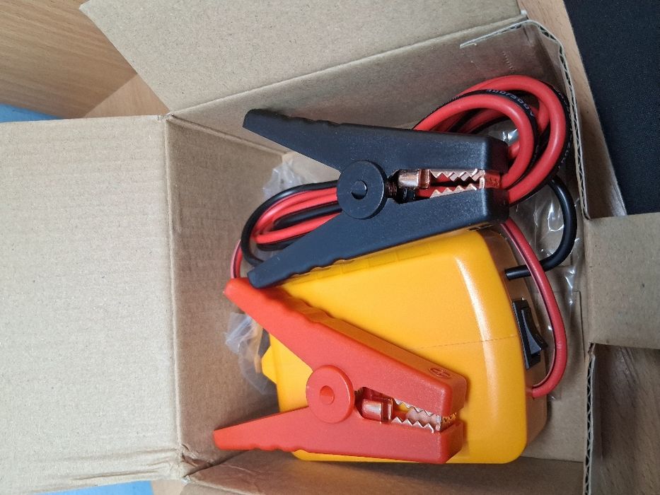 Dewalt  led Фенери 18v   Бустер 18v