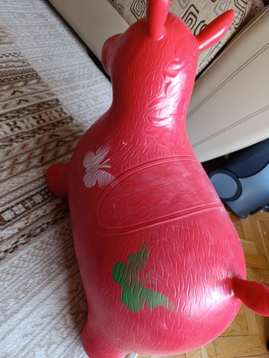 Animalut gonflabil de sarit , din cauciuc , Rosu