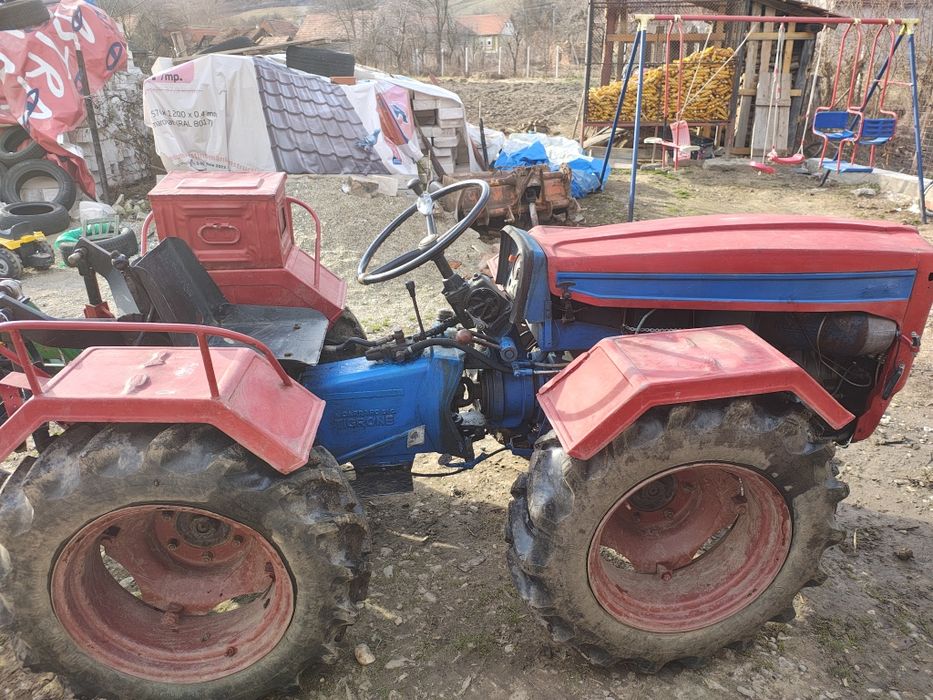 Vând tractor articulat 35cp