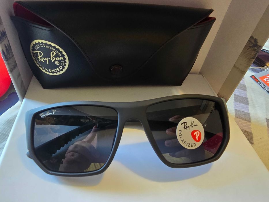 Toc+laveta+saculet+ochelari de soare Rayban Ferrari 1