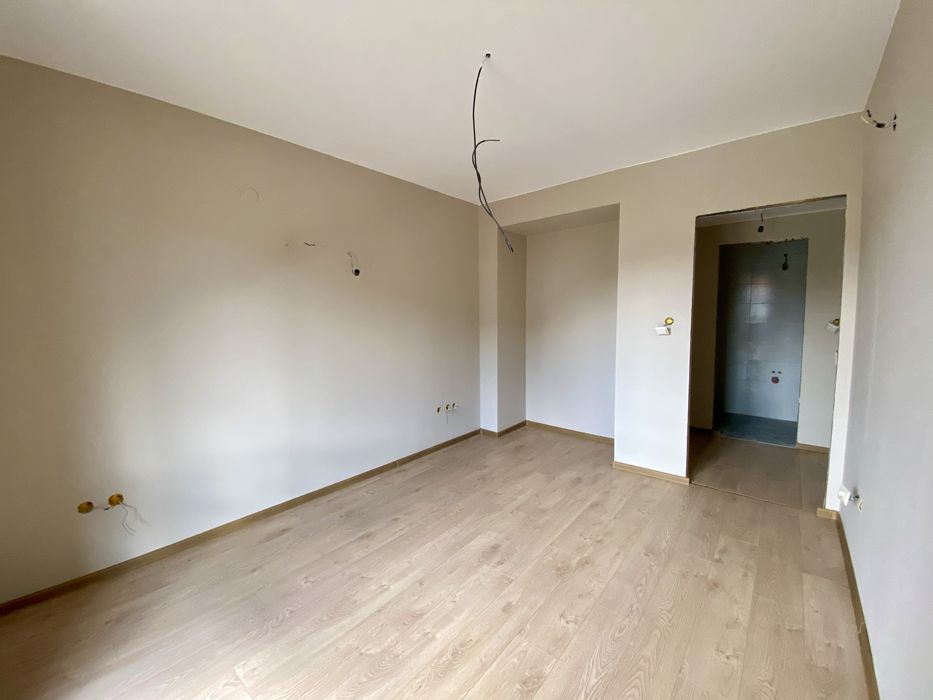 Продава се Тристаен апартамент в Разлог - 101 кв.м за 981 €/кв.м - Снимка #7