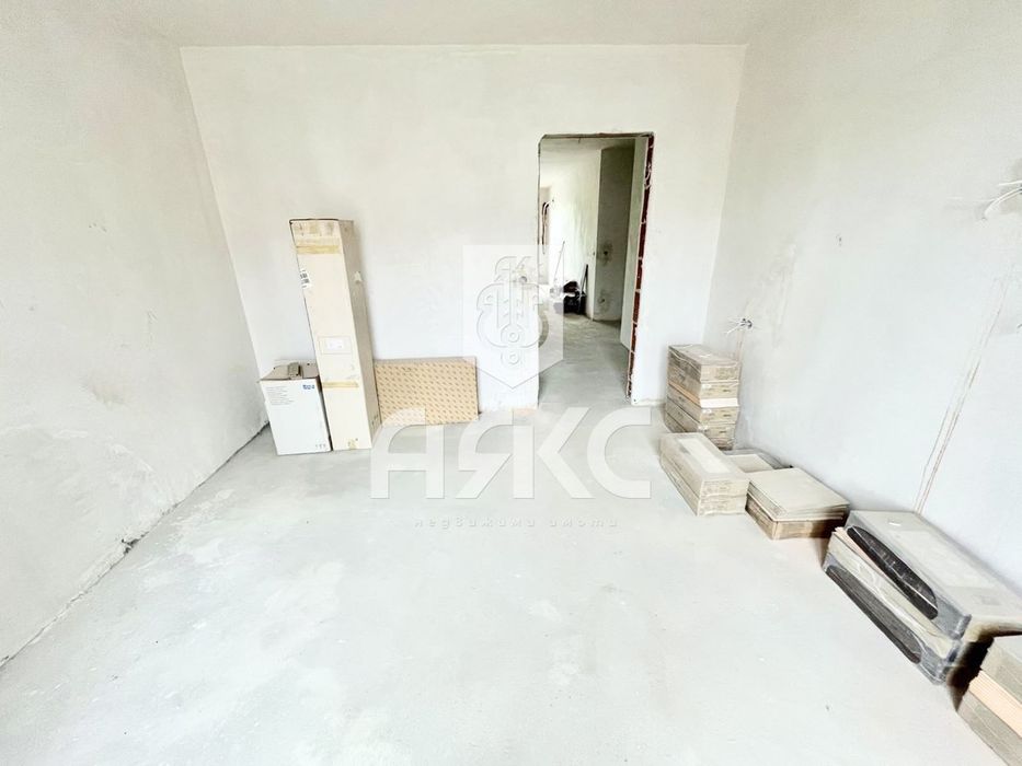 Продава се Двустаен апартамент в София, Малинова долина - 110 кв.м за 1300 €/кв.м - Снимка #1