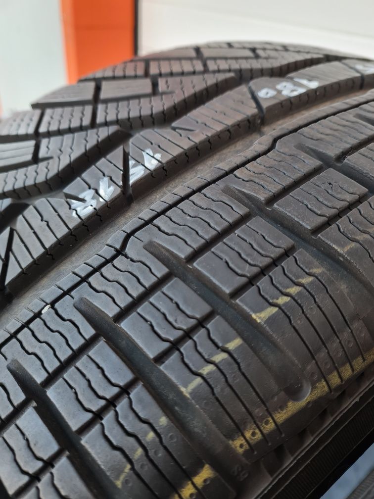 Зимни гуми 2 броя MICHELIN PilotAlpin 245 45 R18 дот 1518